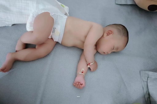 霸州宝宝突然很多眼屎